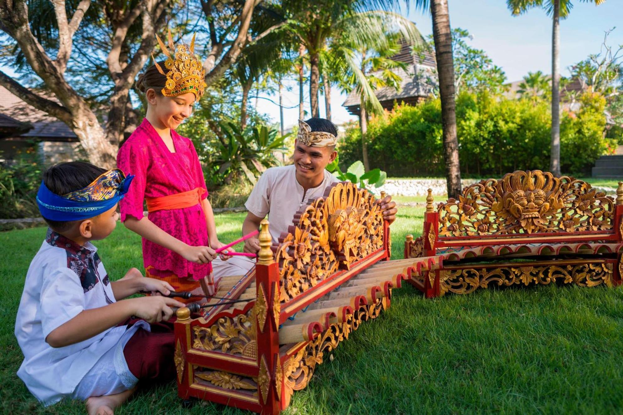 The Ritz-Carlton Bali Hotel Nusa Dua  Exterior foto Gamelan Sekati