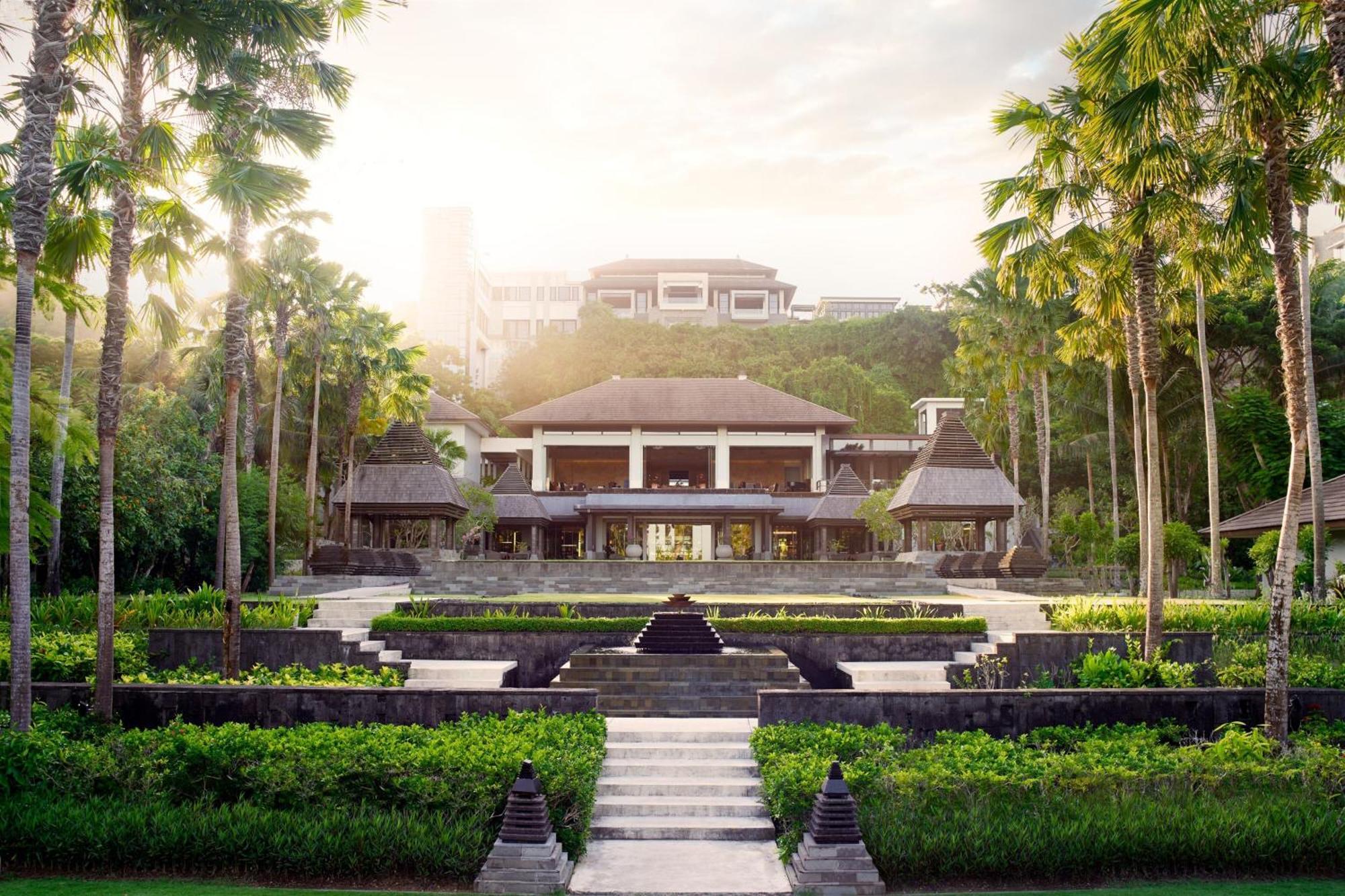 The Ritz-Carlton Bali Hotel Nusa Dua  Exterior foto The St Regis Bali Resort