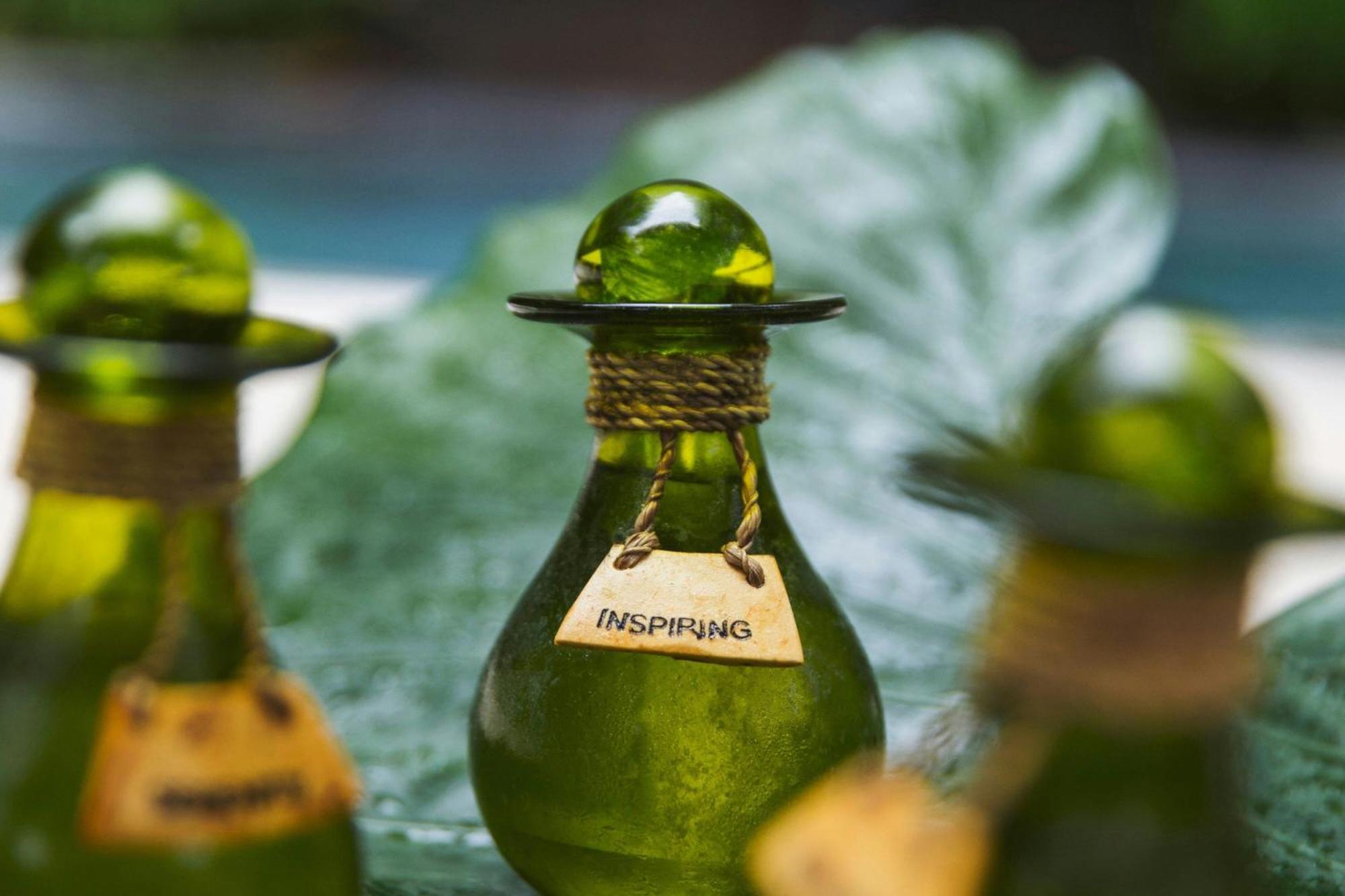 The Ritz-Carlton Bali Hotel Nusa Dua  Exterior foto A bottle of perfume